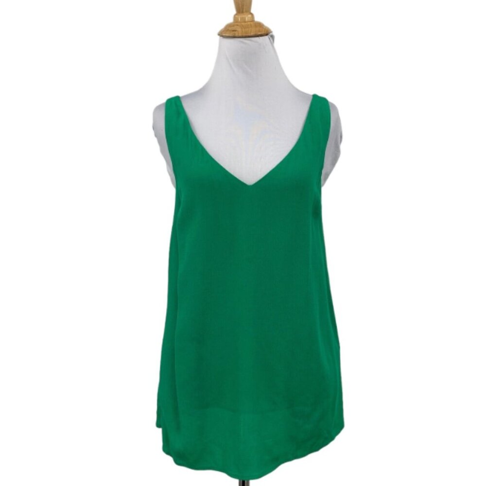 Joules Kyra Solid V Neck Blouse in Green
